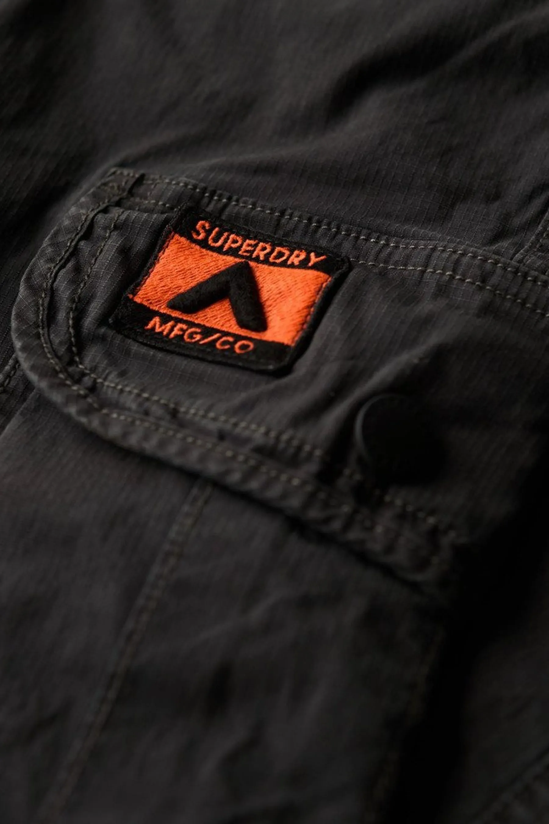 Superdry - Pantaloni cargo slim para